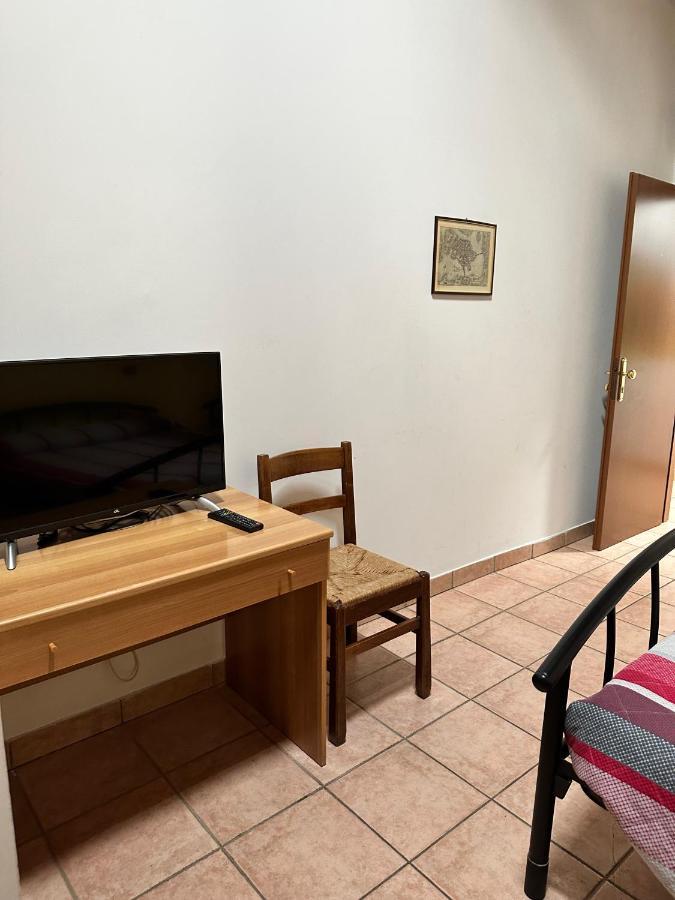 Agriturismo La Rasdora 曼托瓦诺港 外观 照片
